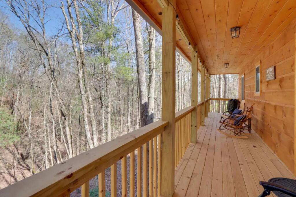 New Serene, Fun & Comfy Cabin- Covered Deck, Grill, Arcade Murphy Exterior photo